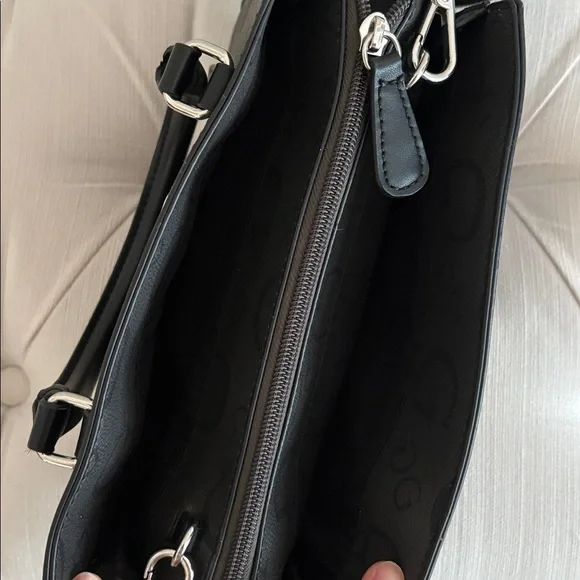 GUESS satchel bag with detachable strap - Picture 4 of 12